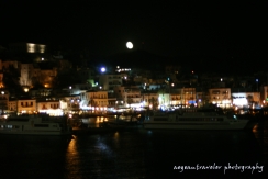 Naxos w nocy
